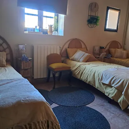 Ensueno Turistico Nocleg ze śniadaniem *